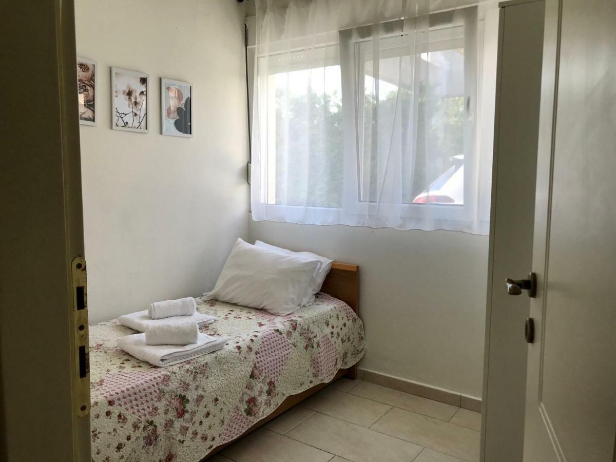 Appartamento Plane Tree House Nea Nea Makri Esterno foto