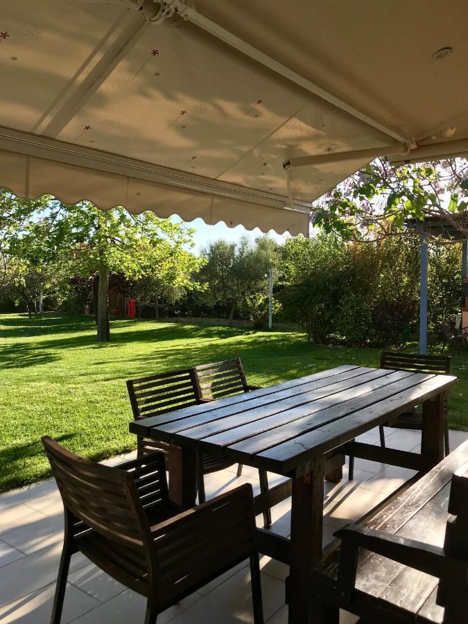 Appartamento Plane Tree House Nea Nea Makri Esterno foto